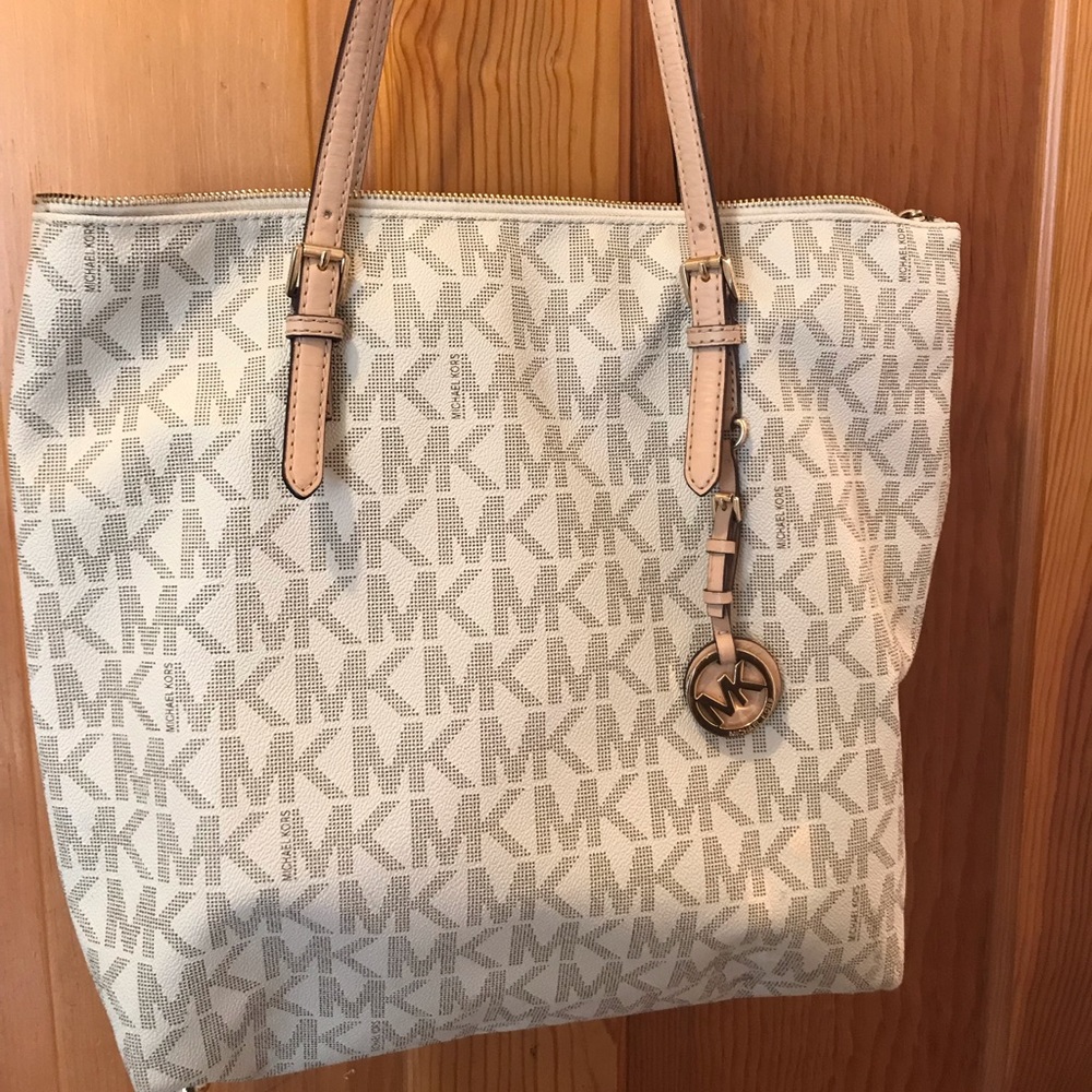 Michael Kors Tote
